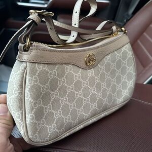 Authentic gucci purse